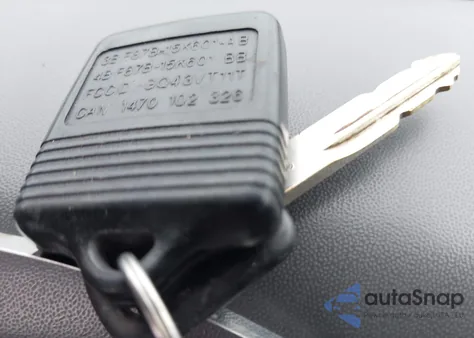 2001 Ford F-250 Lariat/Xl/Xlt from USA, damaged, VIN 1FTNW21F11EC38706